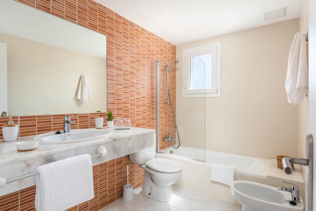 Rimar 4, 2 Bedroom Apartment, Cap D'Artrutx 卡兰博希 外观 照片